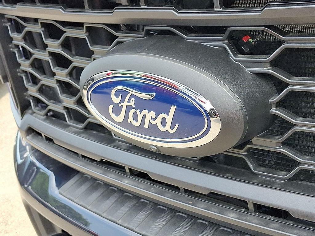 new 2025 Ford F-350 car, priced at $52,731