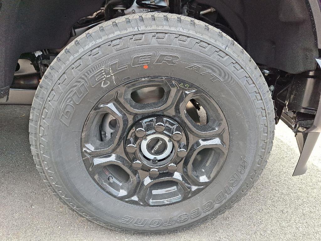 new 2025 Ford F-350 car, priced at $52,731