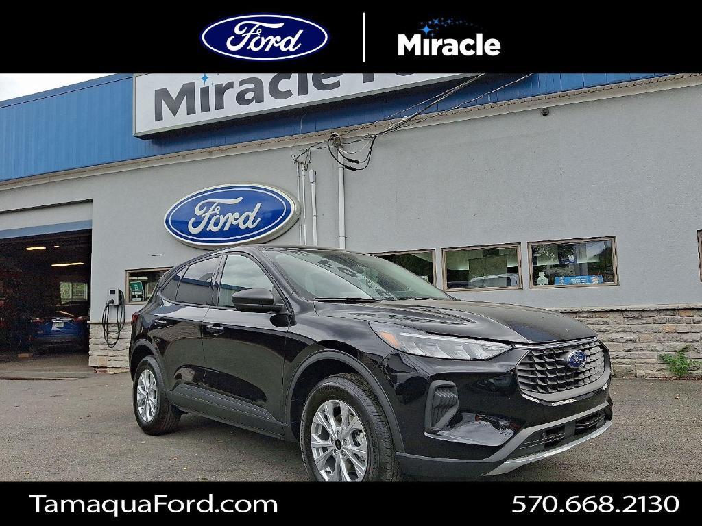 new 2025 Ford Escape car, priced at $30,050