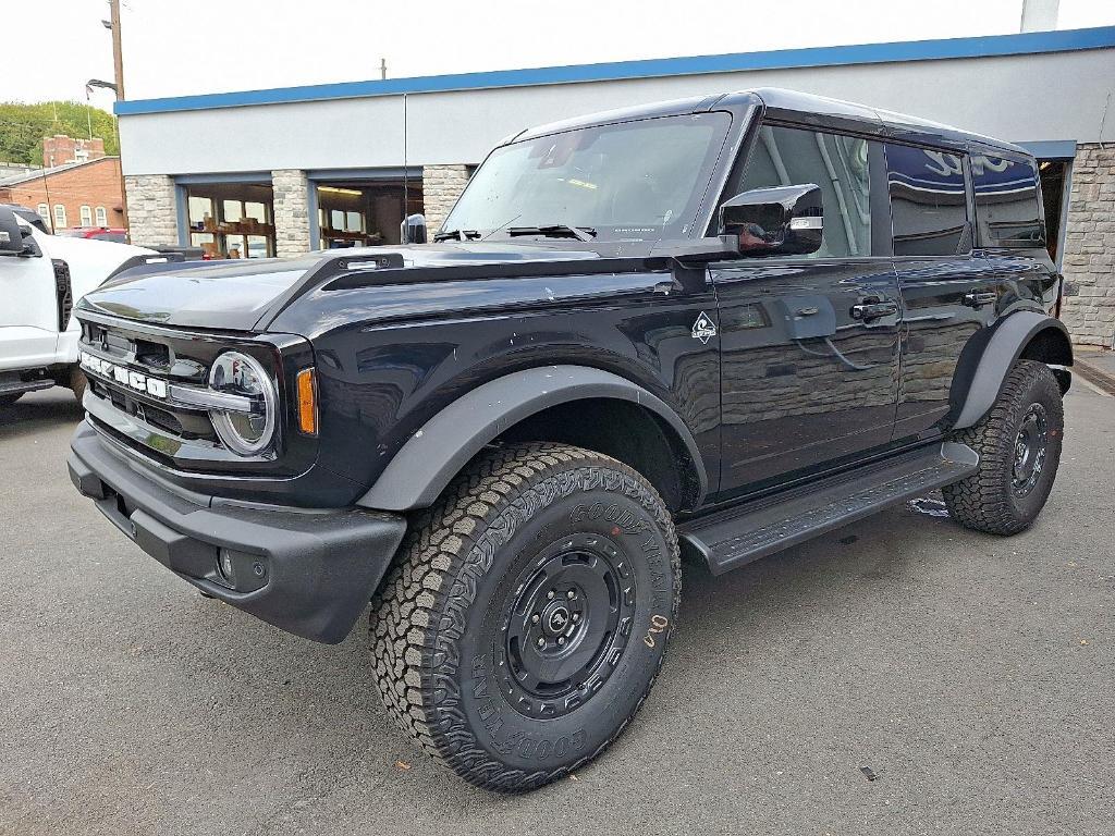 new 2025 Ford Bronco car, priced at $61,949