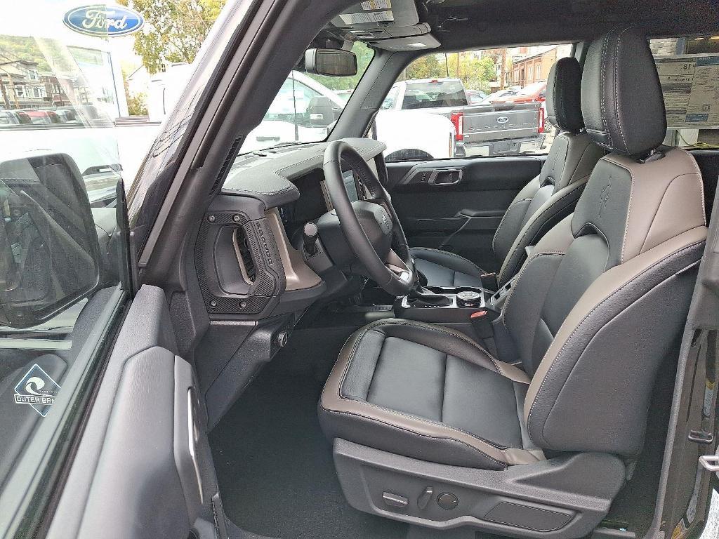 new 2025 Ford Bronco car, priced at $61,949