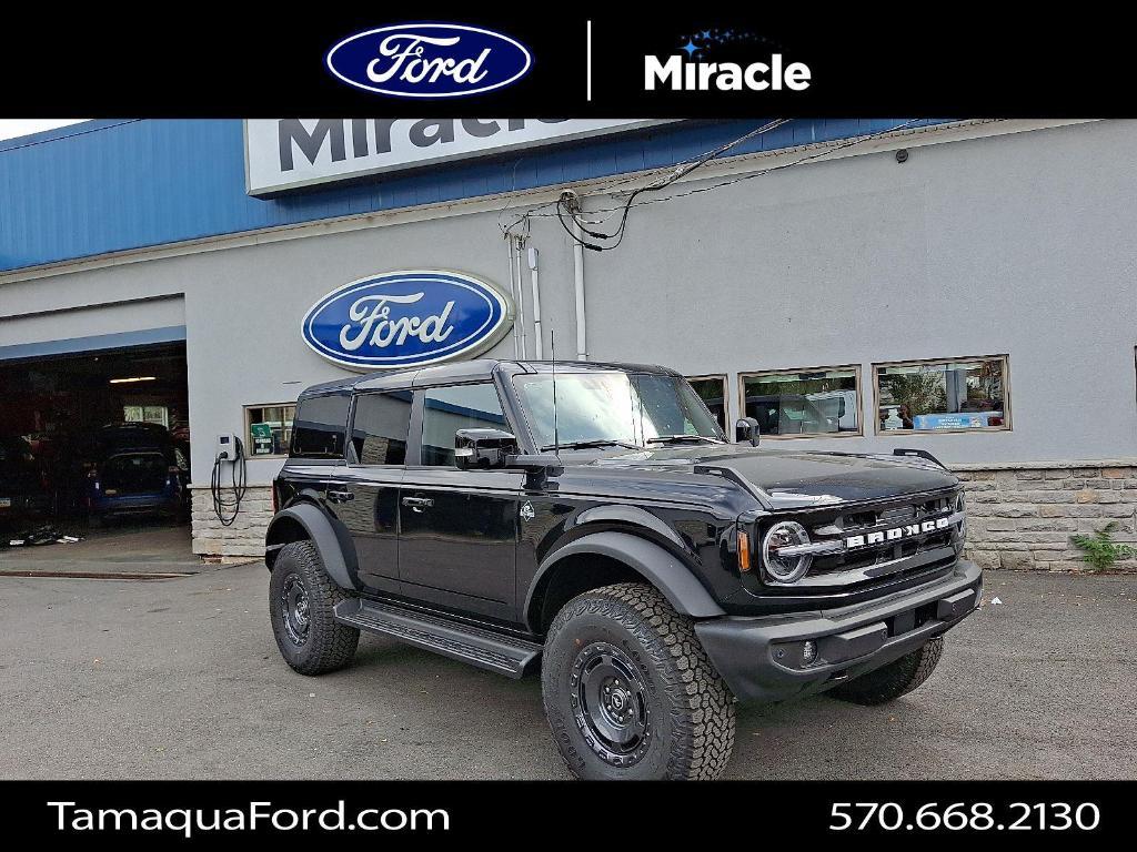 new 2025 Ford Bronco car, priced at $61,949