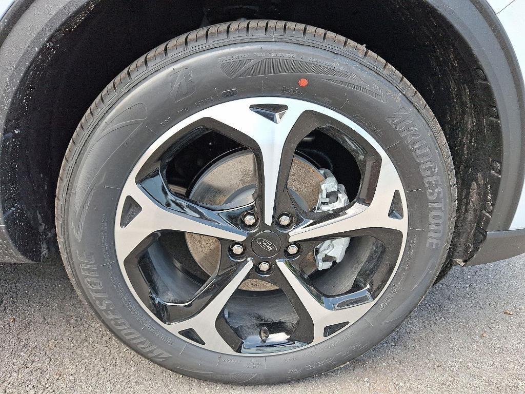 new 2025 Ford Escape car, priced at $35,935