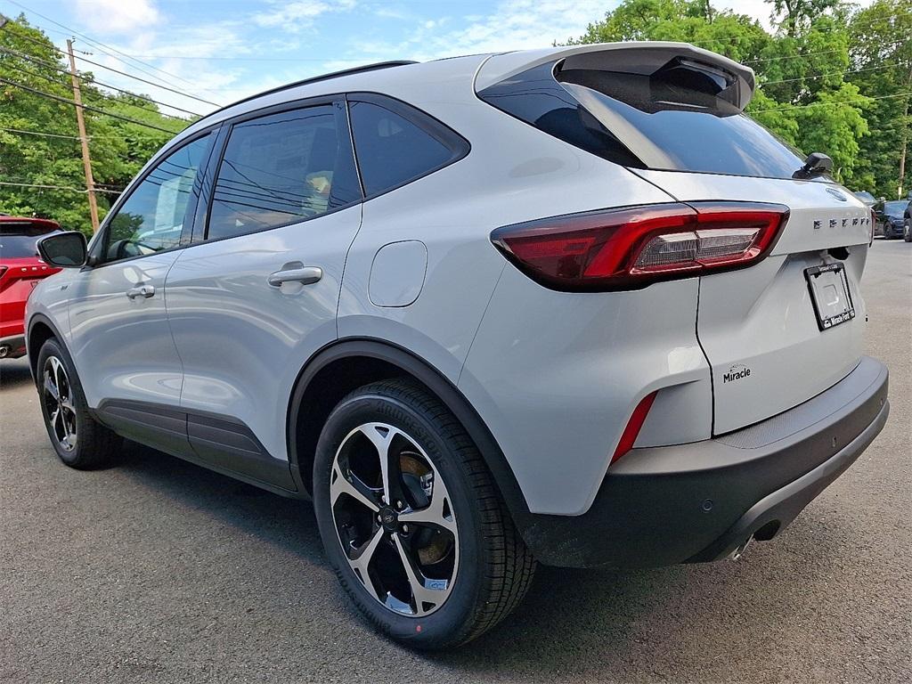 new 2025 Ford Escape car, priced at $38,010