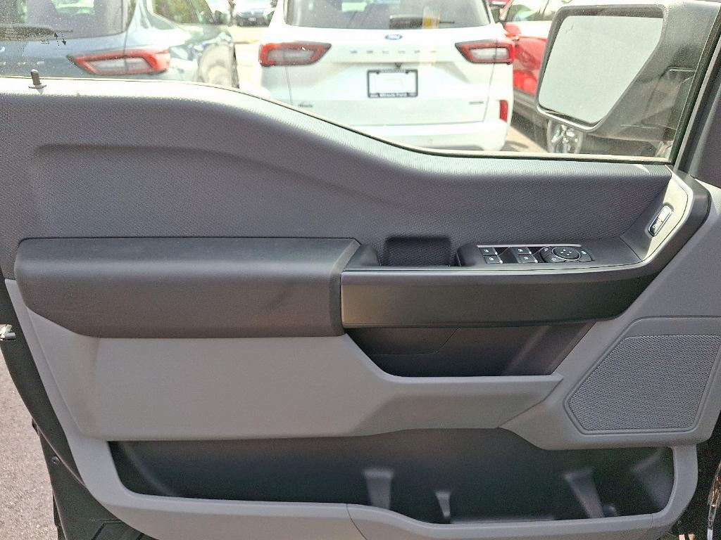 new 2025 Ford F-150 car, priced at $47,005