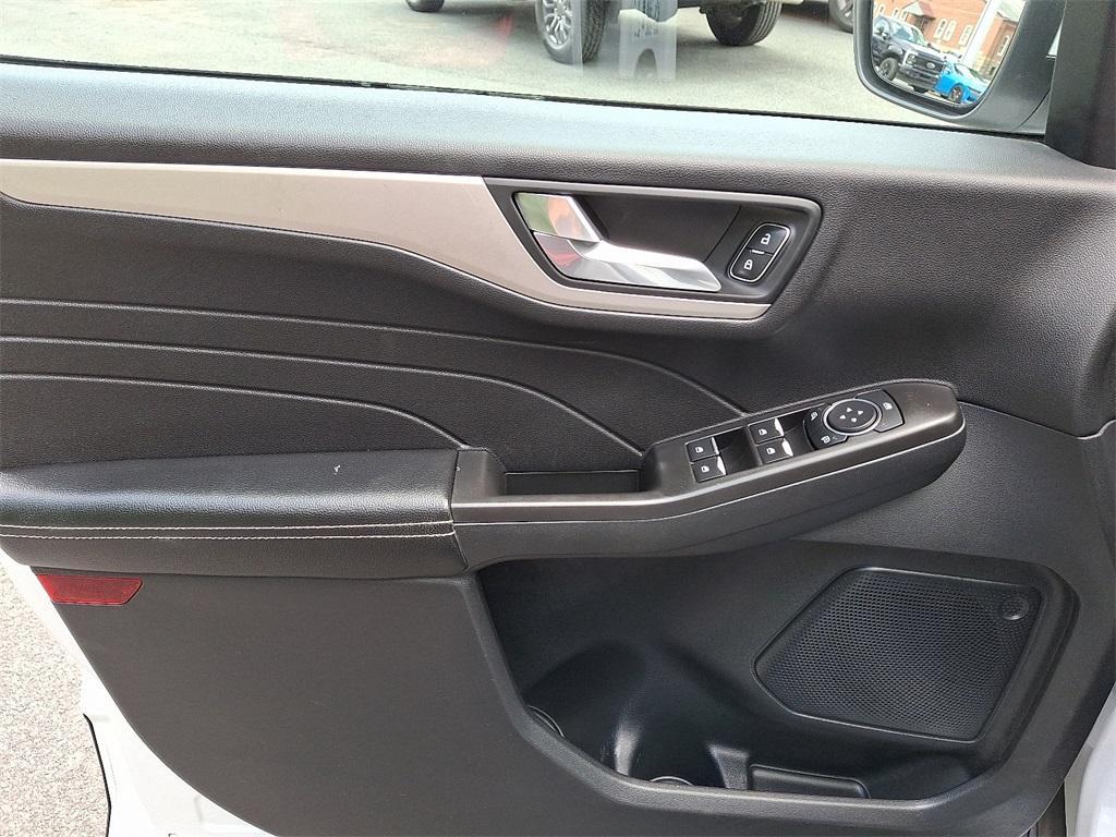 used 2021 Ford Escape car, priced at $20,788