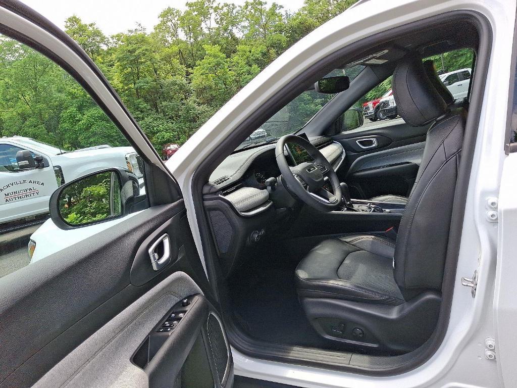 used 2023 Jeep Compass car, priced at $21,595