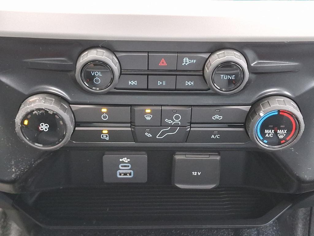 new 2025 Ford F-250 car, priced at $44,404