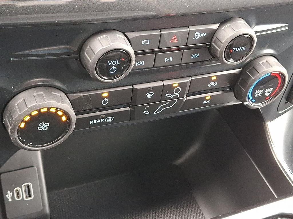 new 2025 Ford F-150 car, priced at $48,627