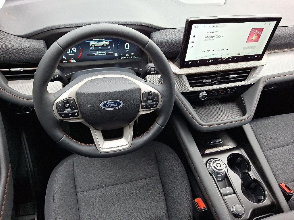 new 2025 Ford Explorer car, priced at $42,149