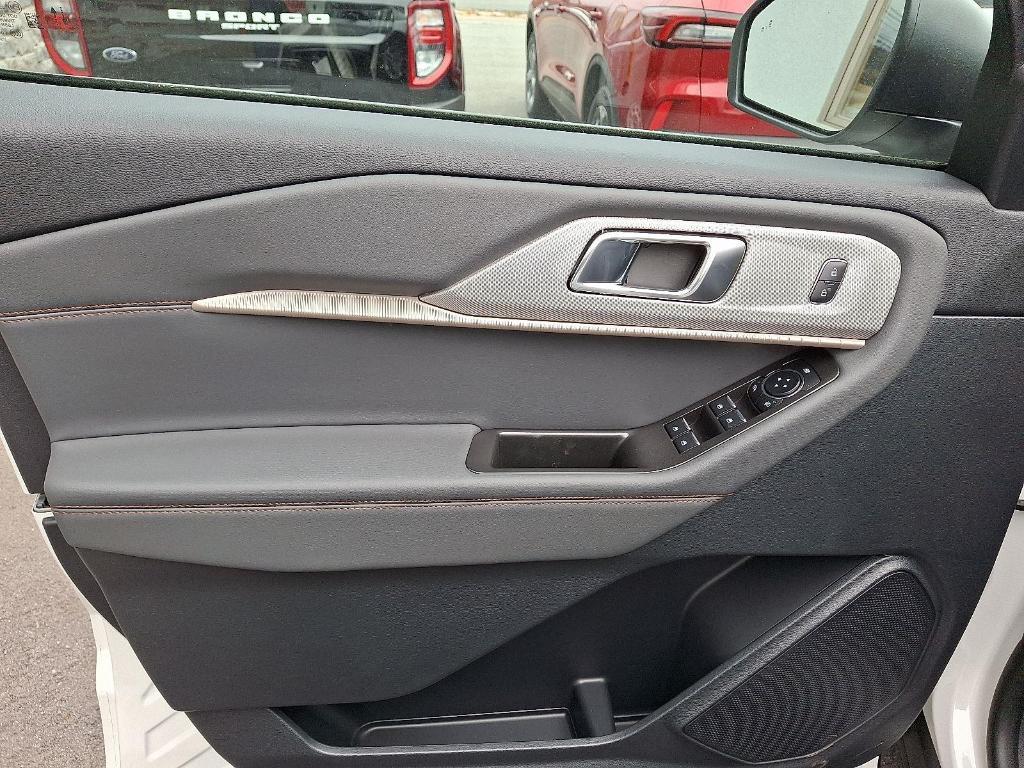 new 2025 Ford Explorer car, priced at $42,149