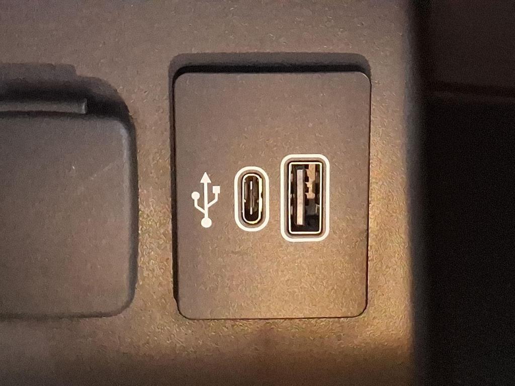 new 2025 Ford Explorer car, priced at $42,149