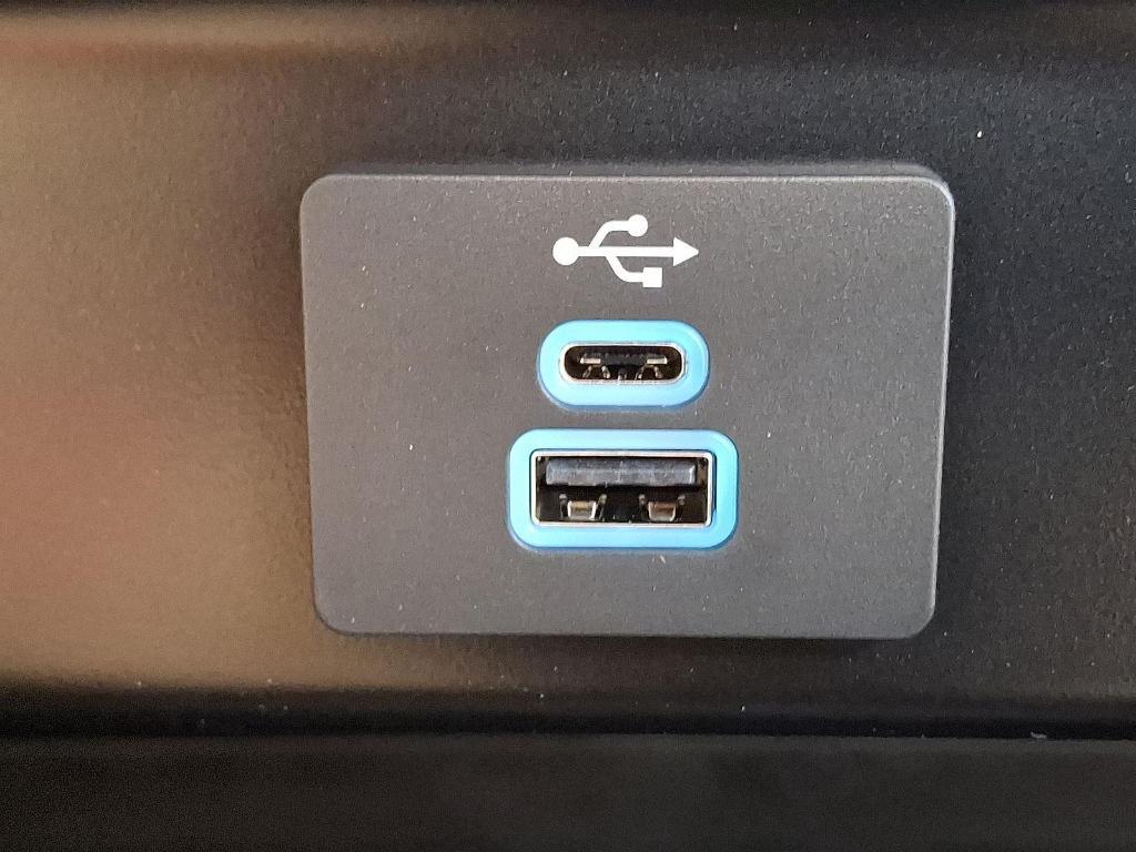 new 2025 Ford F-250 car, priced at $60,820