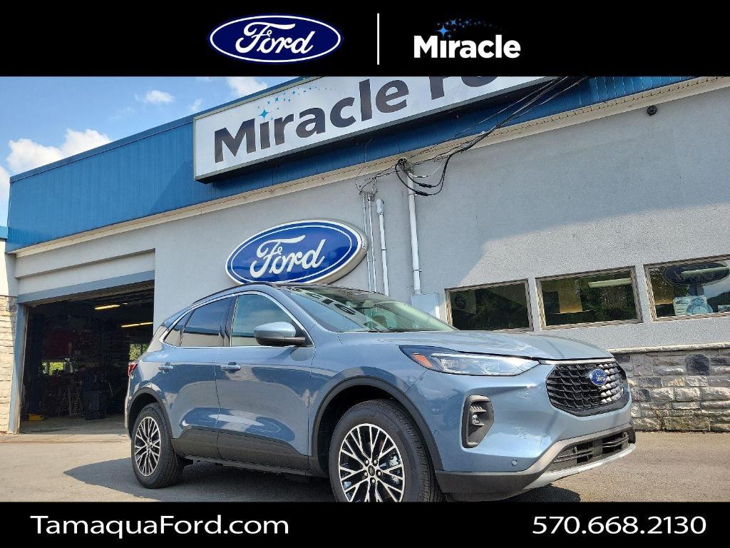 used 2024 Ford Escape car, priced at $35,900