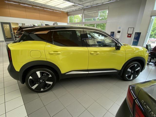 new 2025 Nissan Kicks car, priced at $28,977