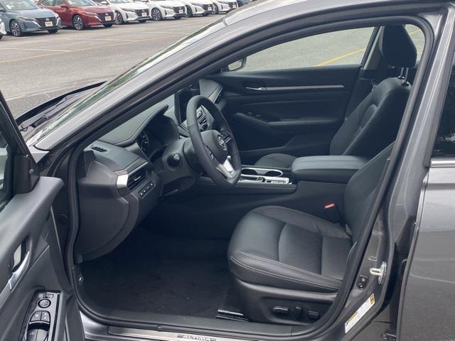 new 2025 Nissan Altima car, priced at $32,673