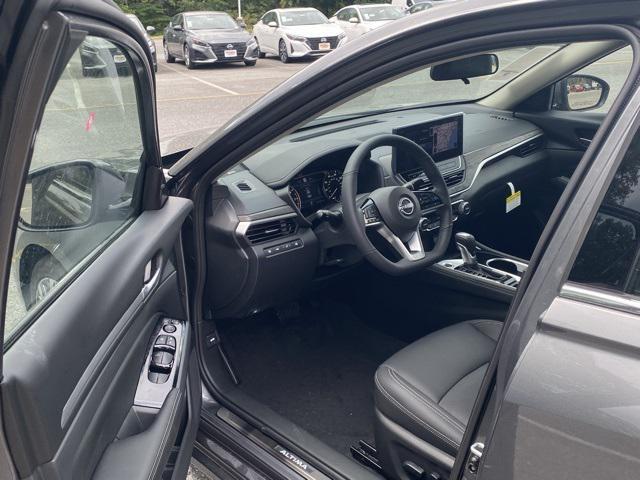 new 2025 Nissan Altima car, priced at $32,673
