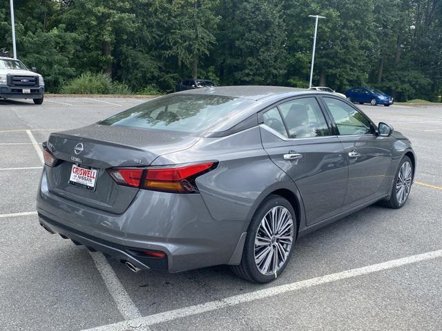 new 2025 Nissan Altima car, priced at $32,673