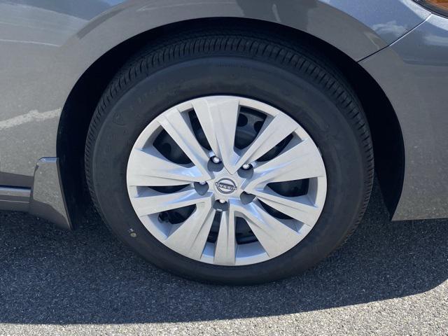 new 2025 Nissan Sentra car, priced at $22,255