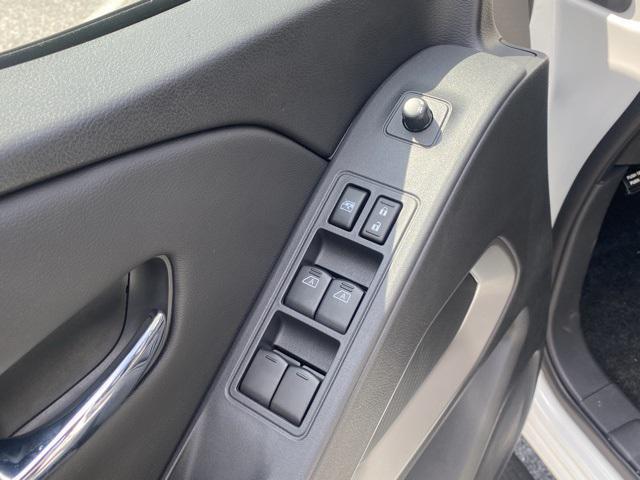 new 2026 Nissan Frontier car, priced at $40,098