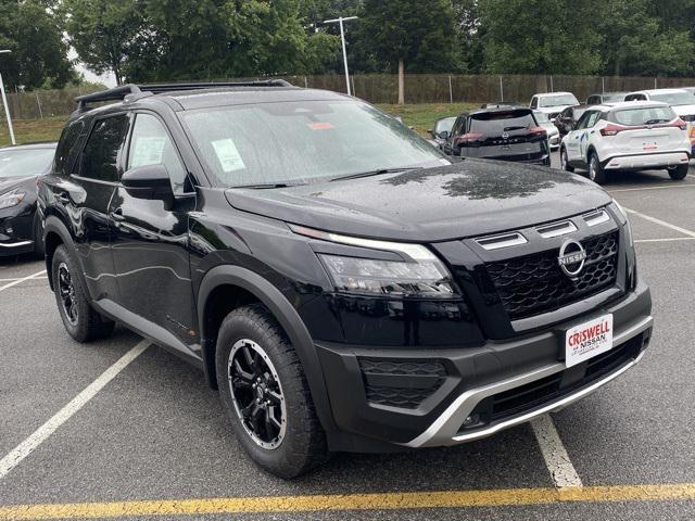 new 2024 Nissan Pathfinder car, priced at $45,204