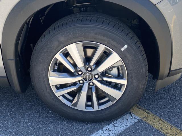 new 2025 Nissan Pathfinder car, priced at $39,400