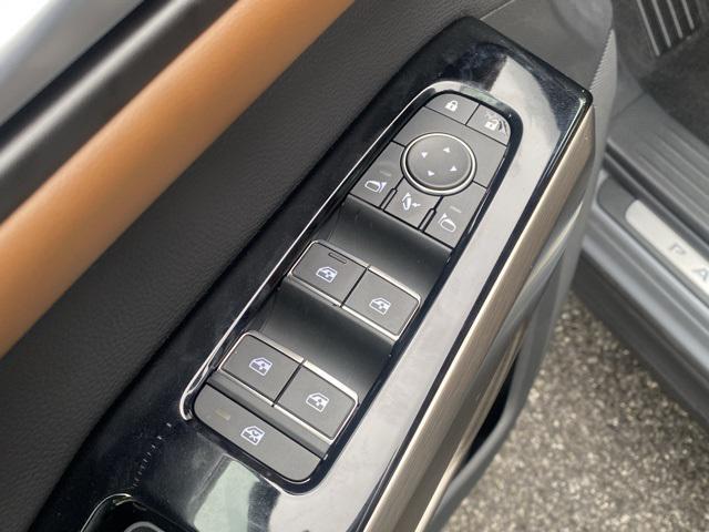 new 2025 Nissan Pathfinder car, priced at $45,132