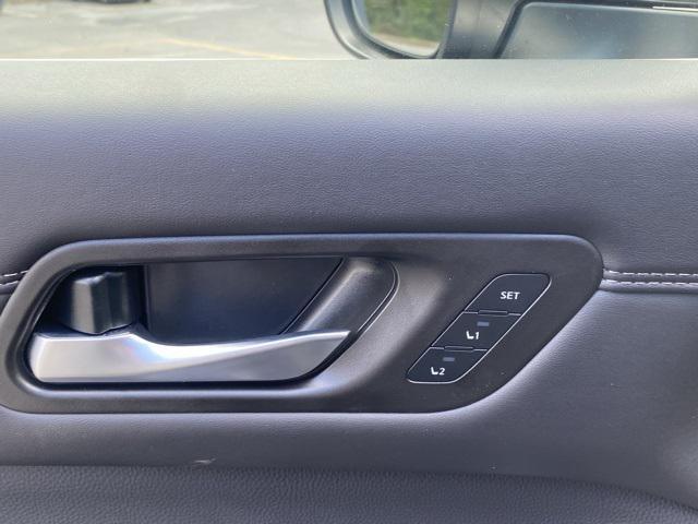 new 2025 Nissan Pathfinder car, priced at $43,723