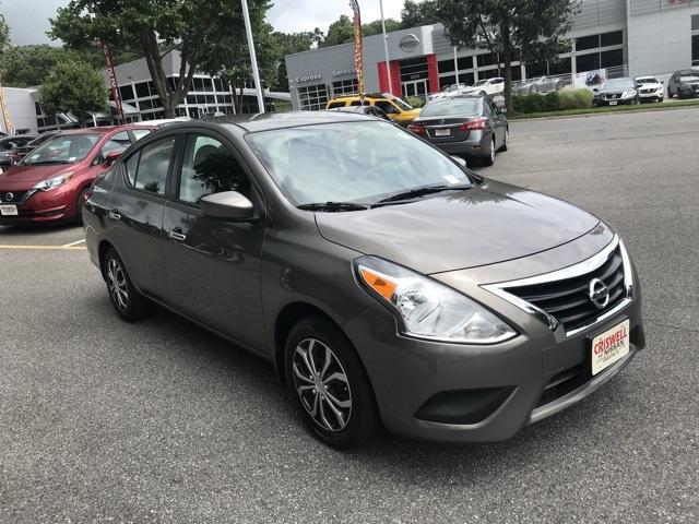 used 2015 Nissan Versa car