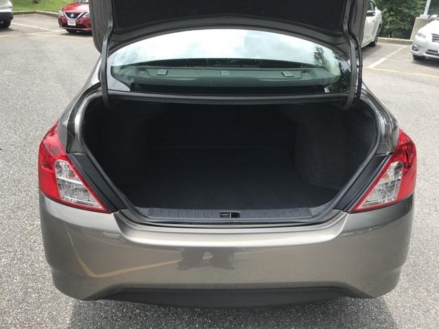 used 2015 Nissan Versa car