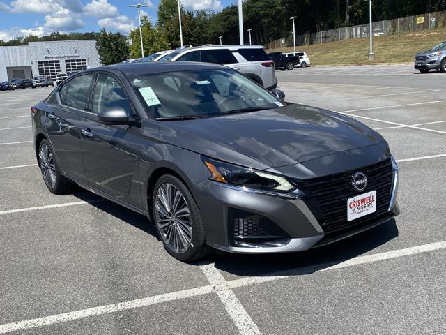 new 2025 Nissan Altima car, priced at $33,385