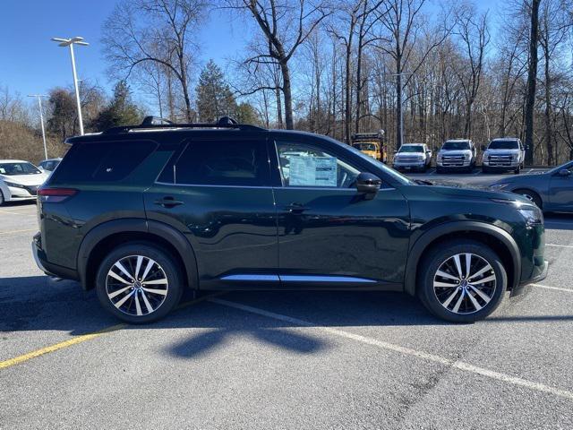 new 2025 Nissan Pathfinder car, priced at $55,300