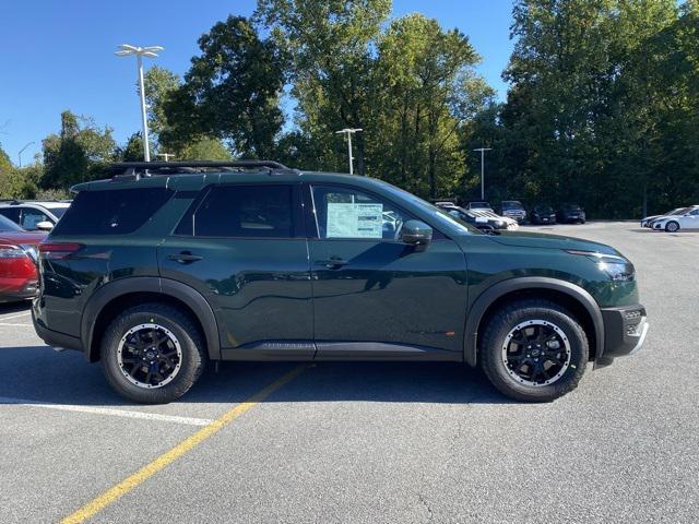 new 2024 Nissan Pathfinder car, priced at $45,204