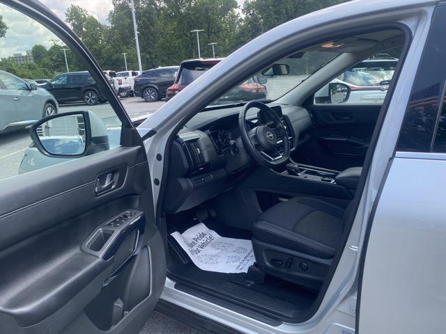 used 2024 Nissan Pathfinder car, priced at $34,999