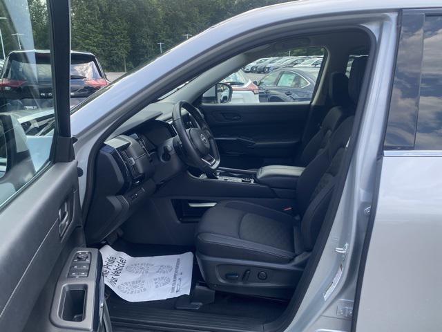 used 2024 Nissan Pathfinder car, priced at $34,999