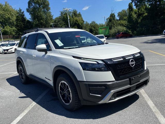 new 2024 Nissan Pathfinder car, priced at $45,204