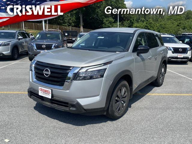new 2025 Nissan Pathfinder car, priced at $41,030