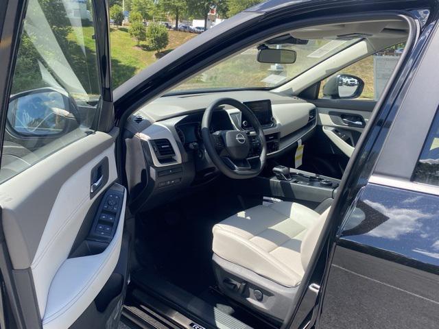 new 2025 Nissan Rogue car, priced at $33,973