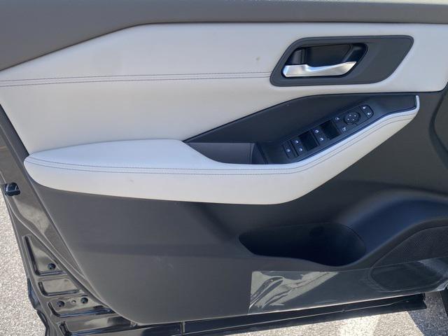new 2025 Nissan Rogue car, priced at $33,973