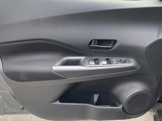 new 2025 Nissan Kicks car, priced at $21,400