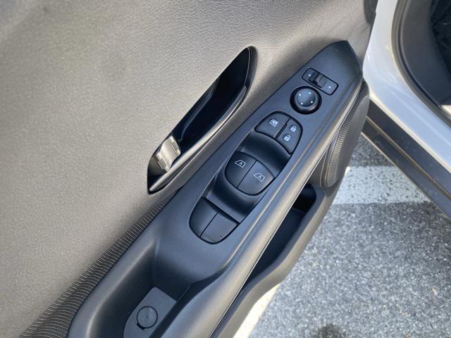 new 2025 Nissan Kicks car, priced at $23,365