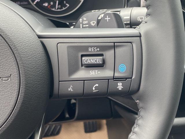 new 2025 Nissan Pathfinder car, priced at $43,865