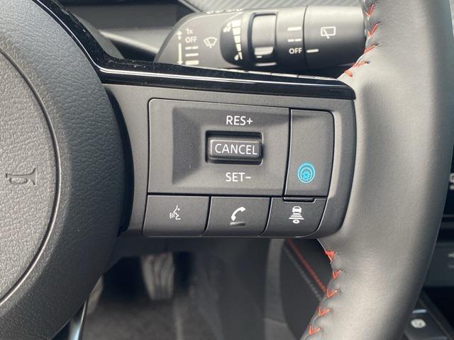 new 2025 Nissan Kicks car, priced at $29,015