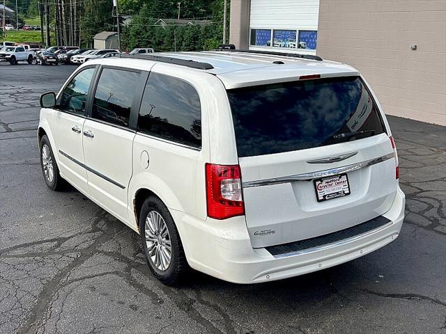 used 2013 Chrysler Town & Country car, priced at $7,984
