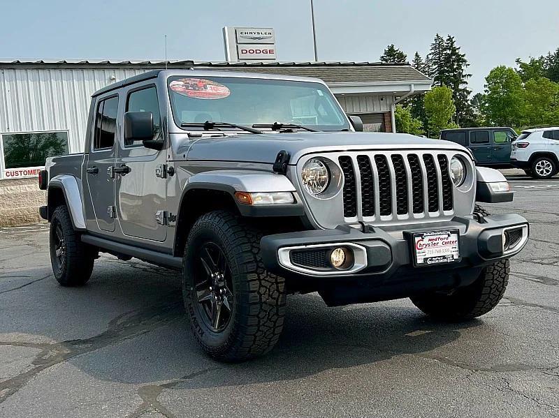 used 2021 Jeep Gladiator car, priced at $30,887