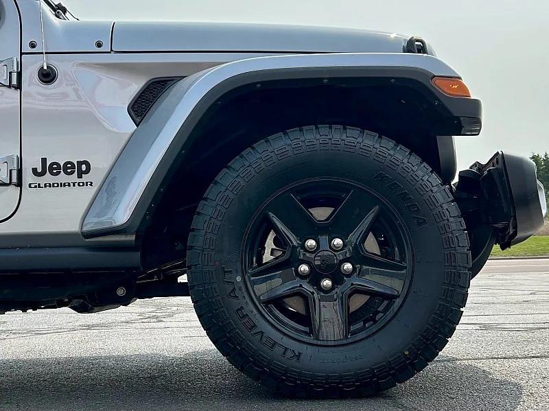 used 2021 Jeep Gladiator car, priced at $30,887
