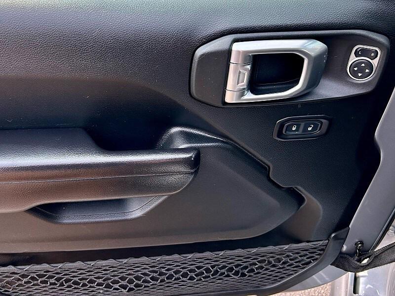 used 2021 Jeep Gladiator car, priced at $30,887