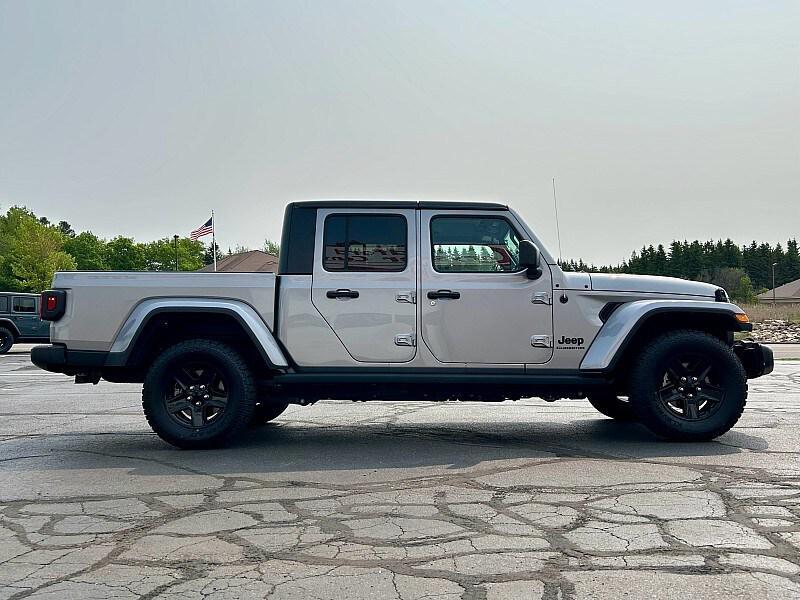 used 2021 Jeep Gladiator car, priced at $30,887