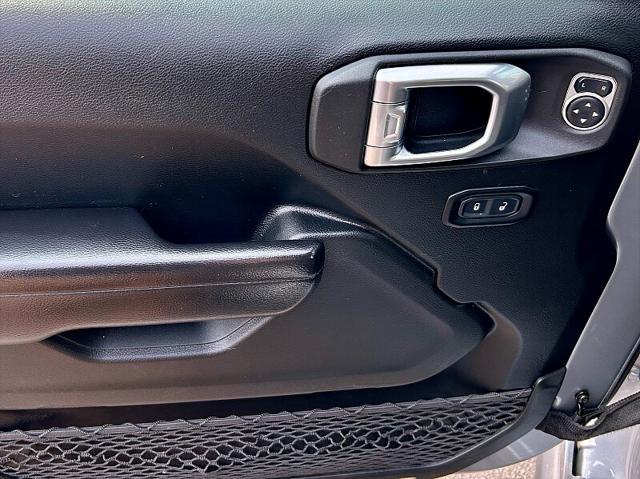 used 2021 Jeep Gladiator car, priced at $30,887