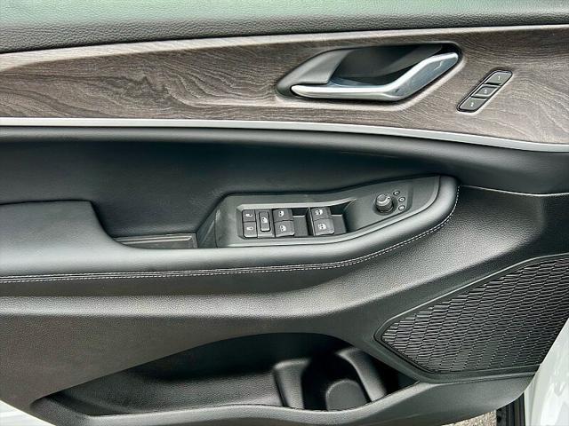 new 2025 Jeep Grand Cherokee L car, priced at $56,910